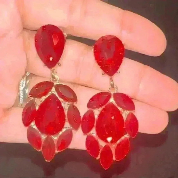NEW-Ruby Red Teardrop Statement Dangle Earrings - Picture 4 of 4